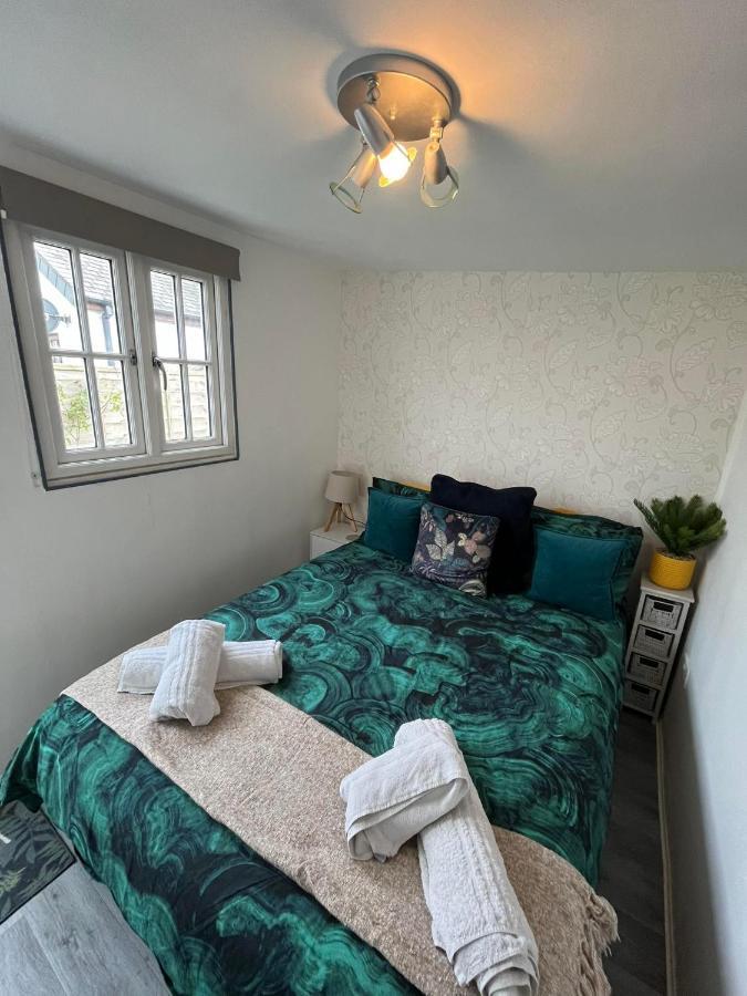 The Chuff Cabin Apartment เซนต์จัสต์ ภายนอก รูปภาพ